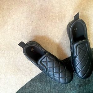 NWOT H&M Quilted Slip-On Shoes